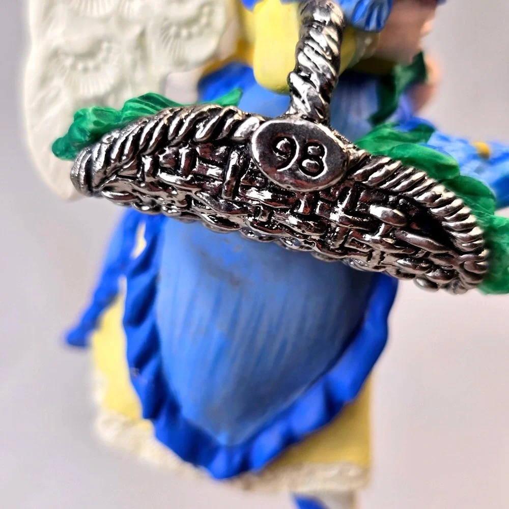 1998 Hallmark Keepsake‎ Ornament Iris Angel 